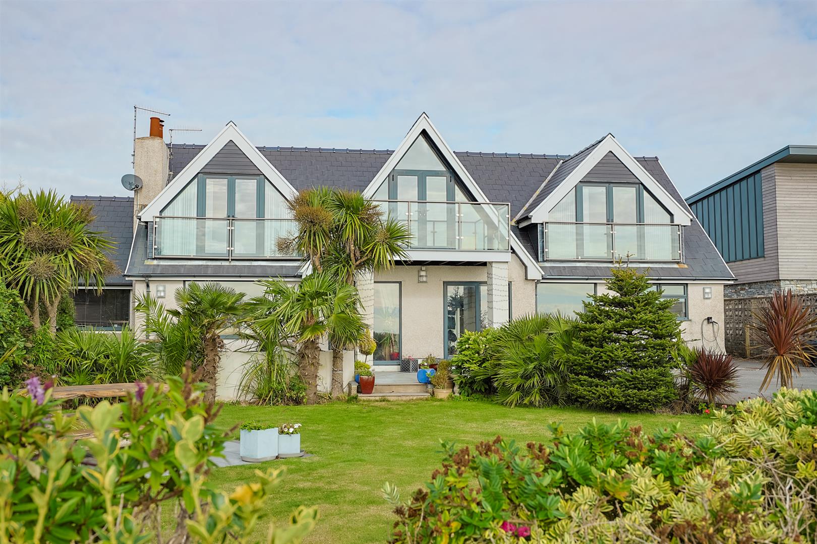 East Cliff, Pennard, Swansea, SA3 2AS